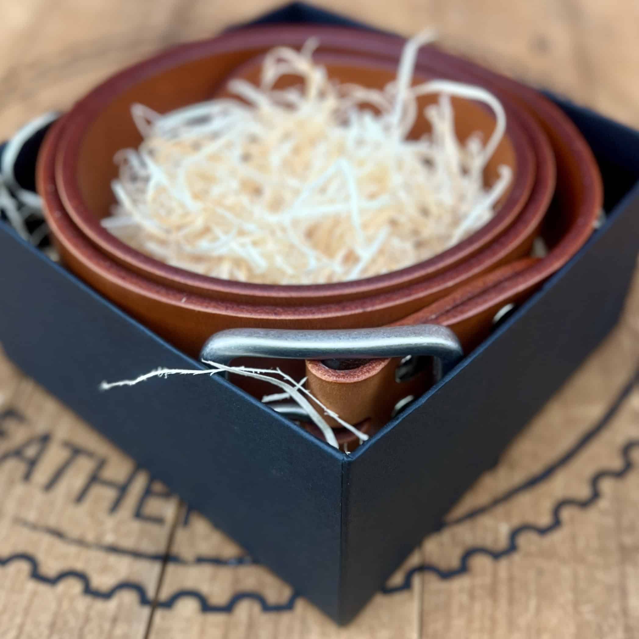 Submariner - Harness Tan/Matt Brass