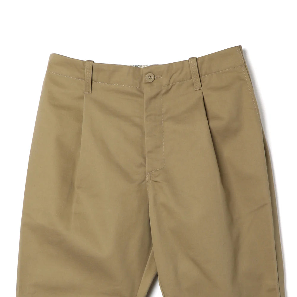Type.05 Tuck Tapered Pants - Beige